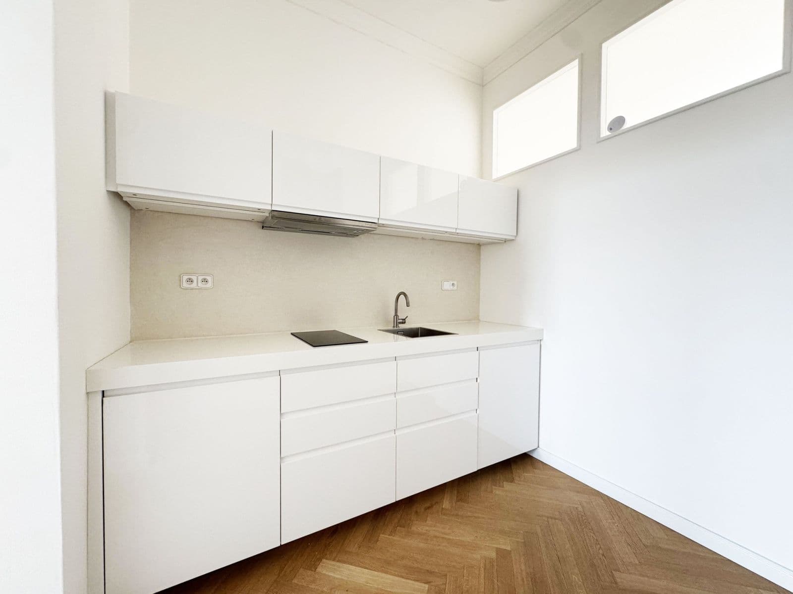 Prenájom bytu 2-izbový 48 m², Hořejší nábřeží, Praha, Praha Prenájom bytu 2-izbový 48 m², Hořejší nábřeží, Praha, Praha