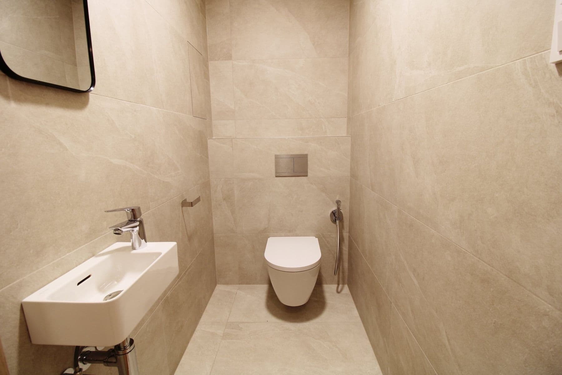 Prenájom bytu 3-izbový 94 m², Pod Juliskou, Praha, Praha Prenájom bytu 3-izbový 94 m², Pod Juliskou, Praha, Praha
