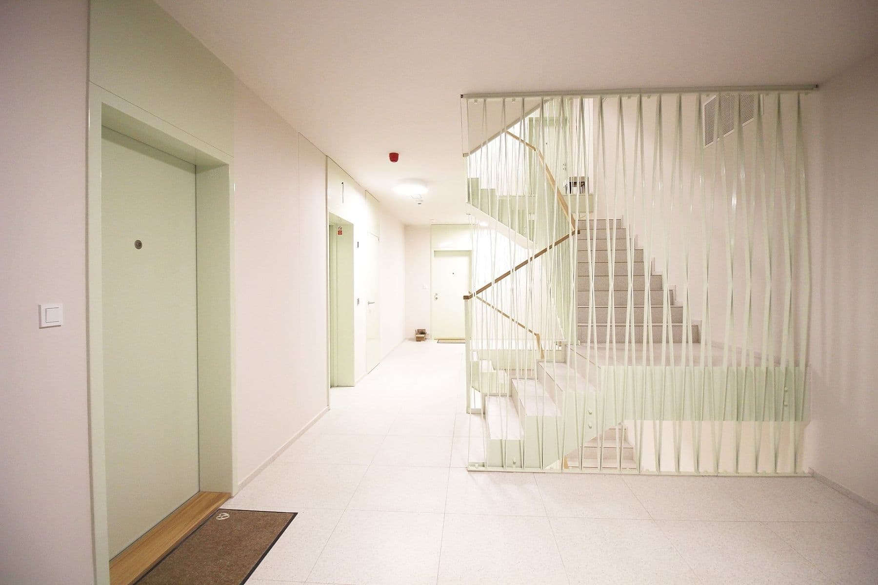 Prenájom bytu 3-izbový 94 m², Pod Juliskou, Praha, Praha Prenájom bytu 3-izbový 94 m², Pod Juliskou, Praha, Praha