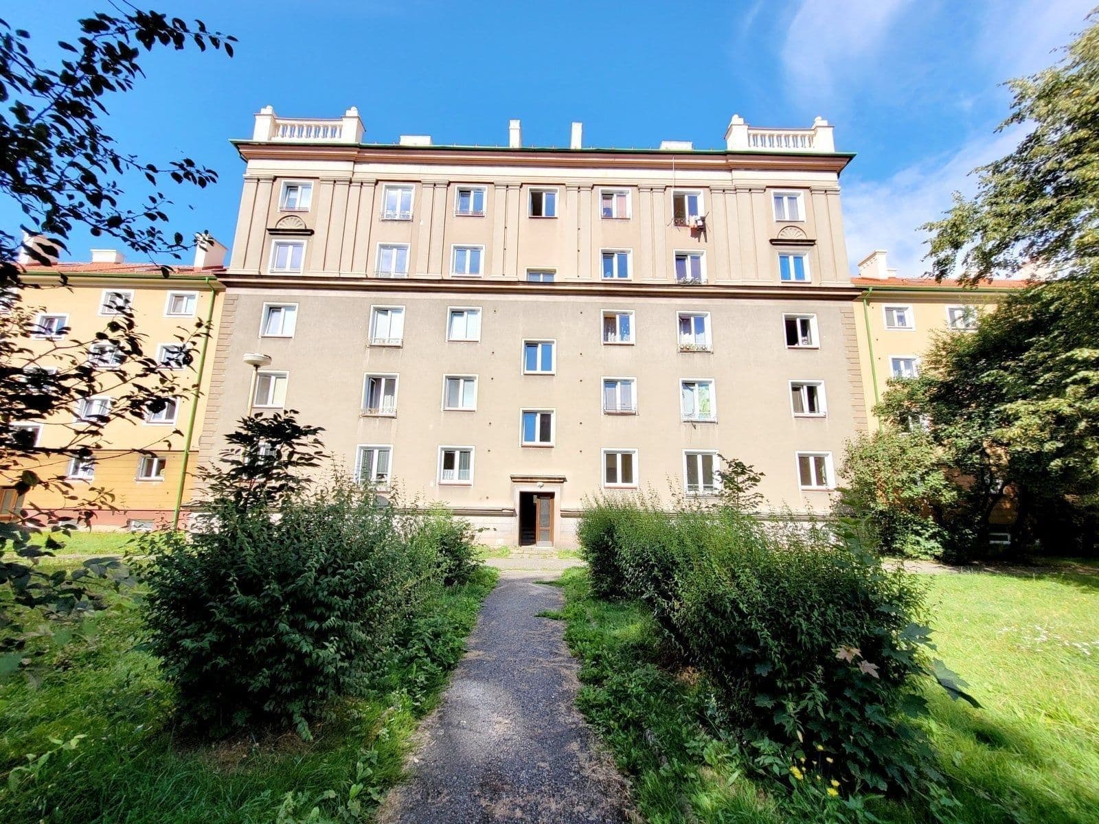 Prenájom bytu 4-izbový 84 m², Dvořákova, Havířov, Moravskoslezský kraj Prenájom bytu 4-izbový 84 m², Dvořákova, Havířov, Moravskoslezský kraj
