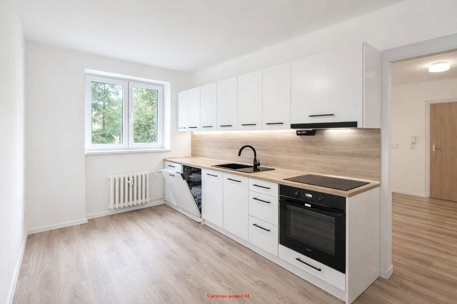 Prenájom bytu 4-izbový 84 m², Dvořákova, Havířov, Moravskoslezský kraj Prenájom bytu 4-izbový 84 m², Dvořákova, Havířov, Moravskoslezský kraj
