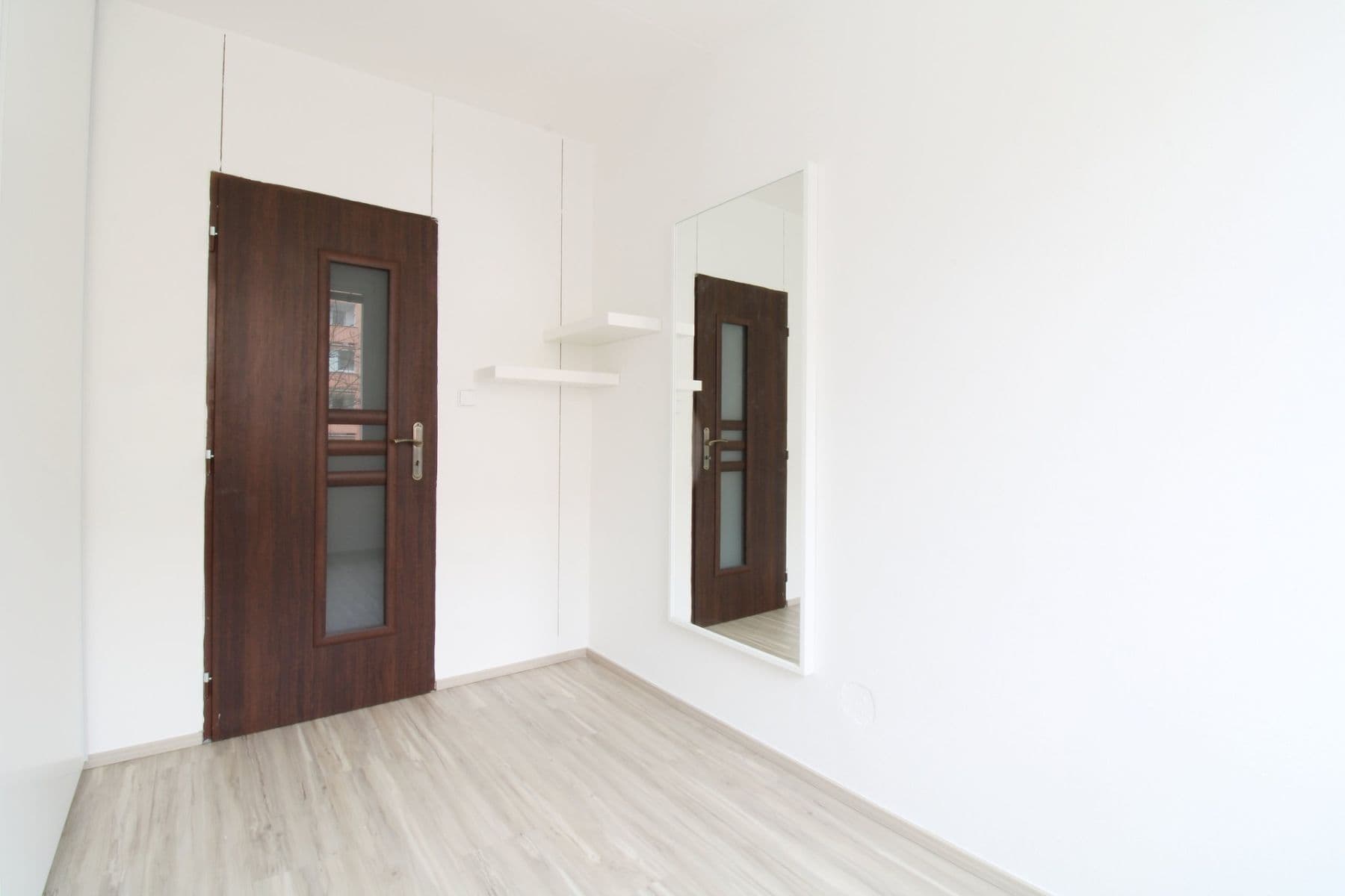Prenájom bytu 3-izbový 55 m², Na růžovém poli, Kladno, Středočeský kraj Prenájom bytu 3-izbový 55 m², Na růžovém poli, Kladno, Středočeský kraj