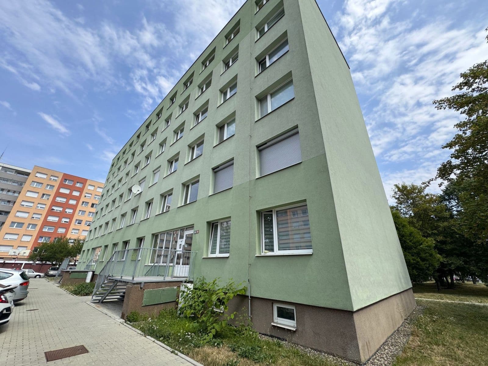 Prenájom bytu 3-izbový 55 m², Na růžovém poli, Kladno, Středočeský kraj Prenájom bytu 3-izbový 55 m², Na růžovém poli, Kladno, Středočeský kraj