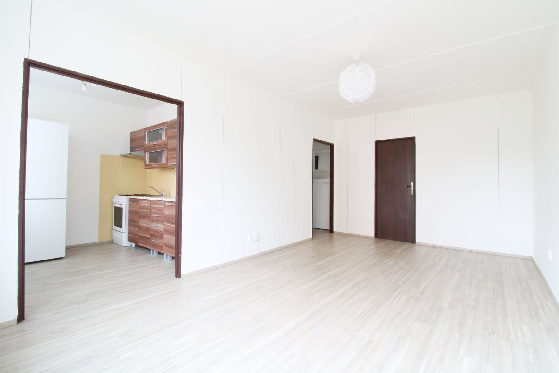 Prenájom bytu 3-izbový 55 m², Na růžovém poli, Kladno, Středočeský kraj Prenájom bytu 3-izbový 55 m², Na růžovém poli, Kladno, Středočeský kraj