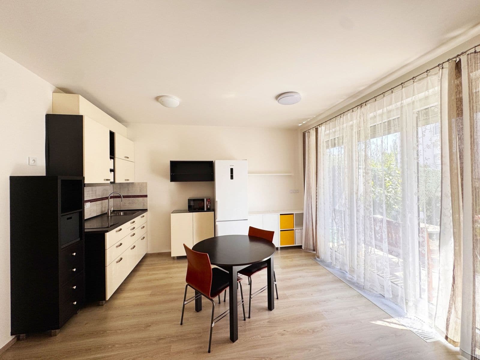 Prenájom bytu 1-izbový 32 m², Toufarova, Praha, Praha Prenájom bytu 1-izbový 32 m², Toufarova, Praha, Praha