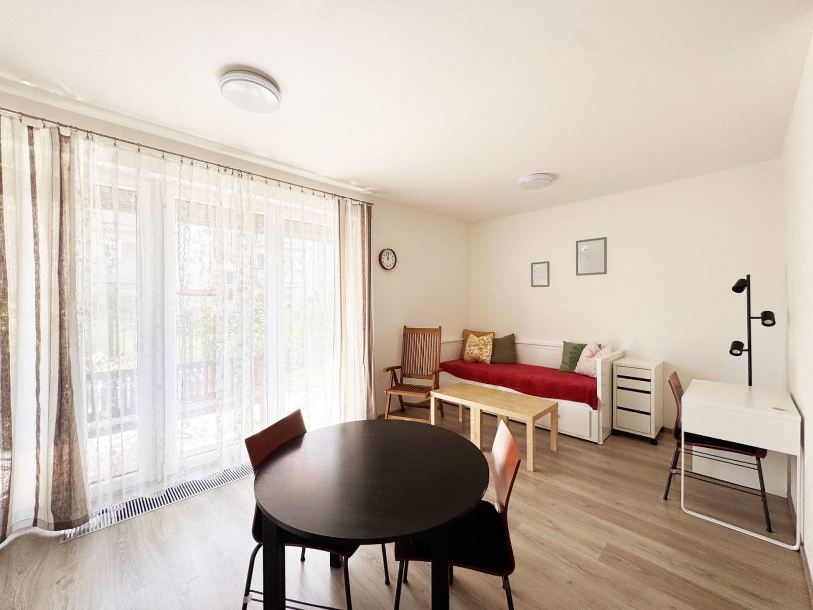 Prenájom bytu 1-izbový 32 m², Toufarova, Praha, Praha Prenájom bytu 1-izbový 32 m², Toufarova, Praha, Praha