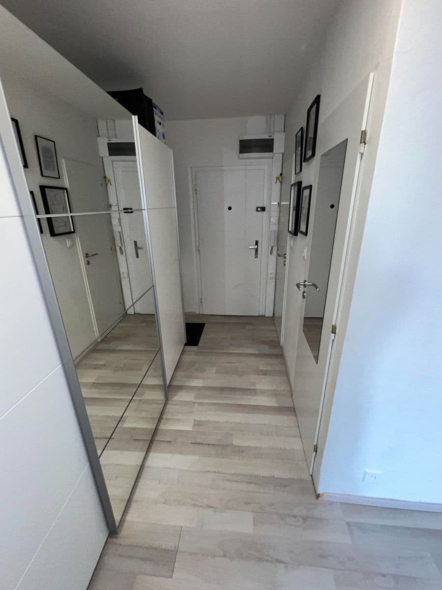 Prenájom bytu 2-izbový 48 m², Malkovského, Praha, Praha Prenájom bytu 2-izbový 48 m², Malkovského, Praha, Praha