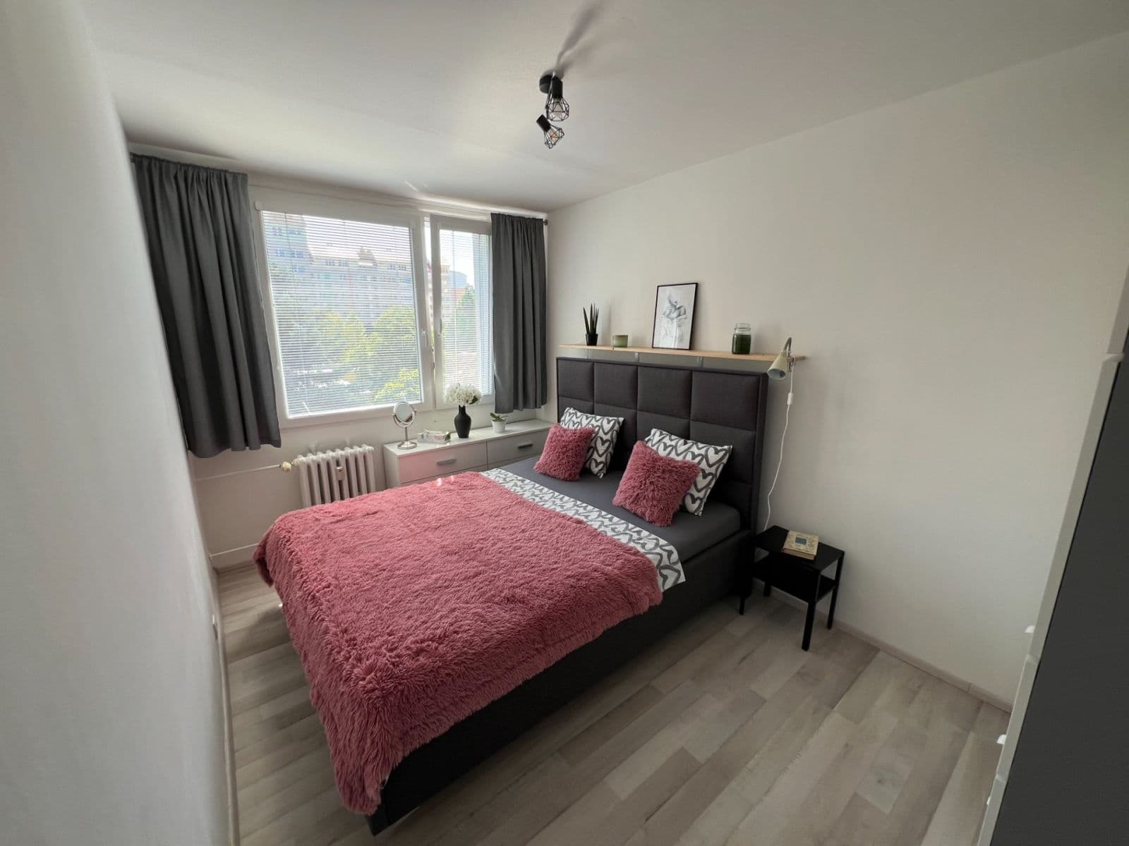 Prenájom bytu 2-izbový 48 m², Malkovského, Praha, Praha Prenájom bytu 2-izbový 48 m², Malkovského, Praha, Praha