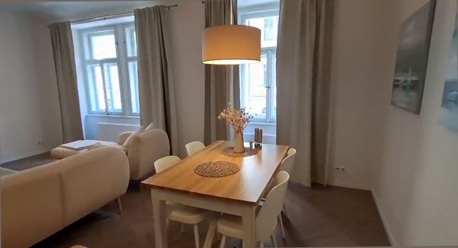 Prenájom bytu 2-izbový 84 m², Žatecká, Praha, Praha Prenájom bytu 2-izbový 84 m², Žatecká, Praha, Praha