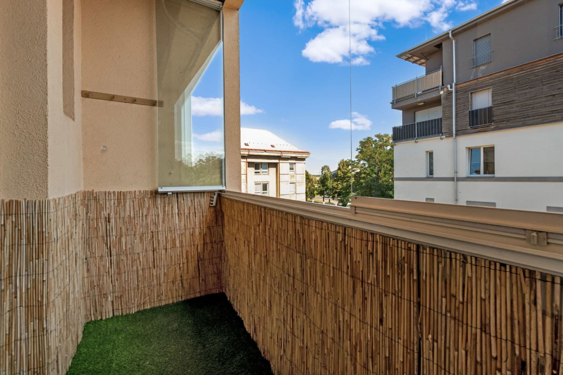 Predaj bytu 2-izbový 65 m², Hůlkova, Praha, Praha Predaj bytu 2-izbový 65 m², Hůlkova, Praha, Praha