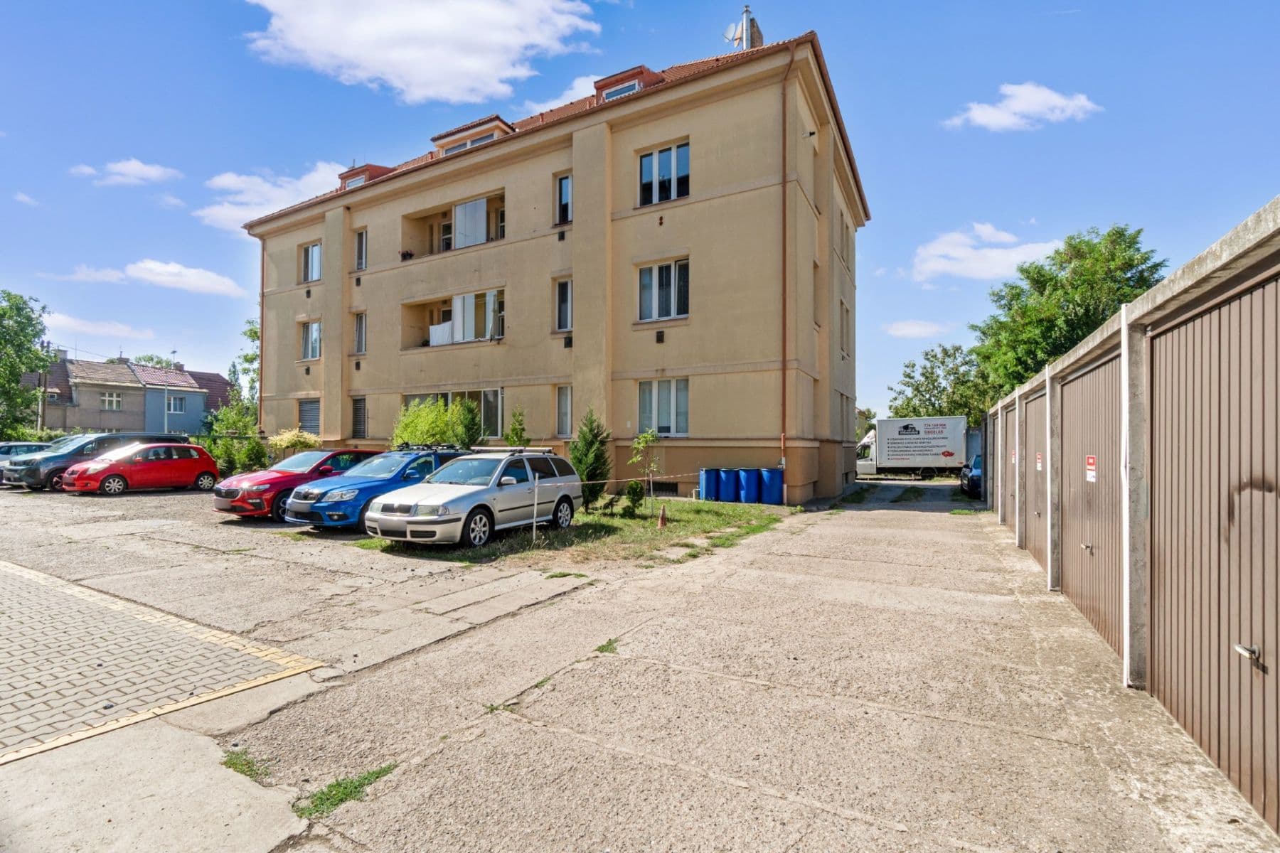 Predaj bytu 2-izbový 65 m², Hůlkova, Praha, Praha Predaj bytu 2-izbový 65 m², Hůlkova, Praha, Praha