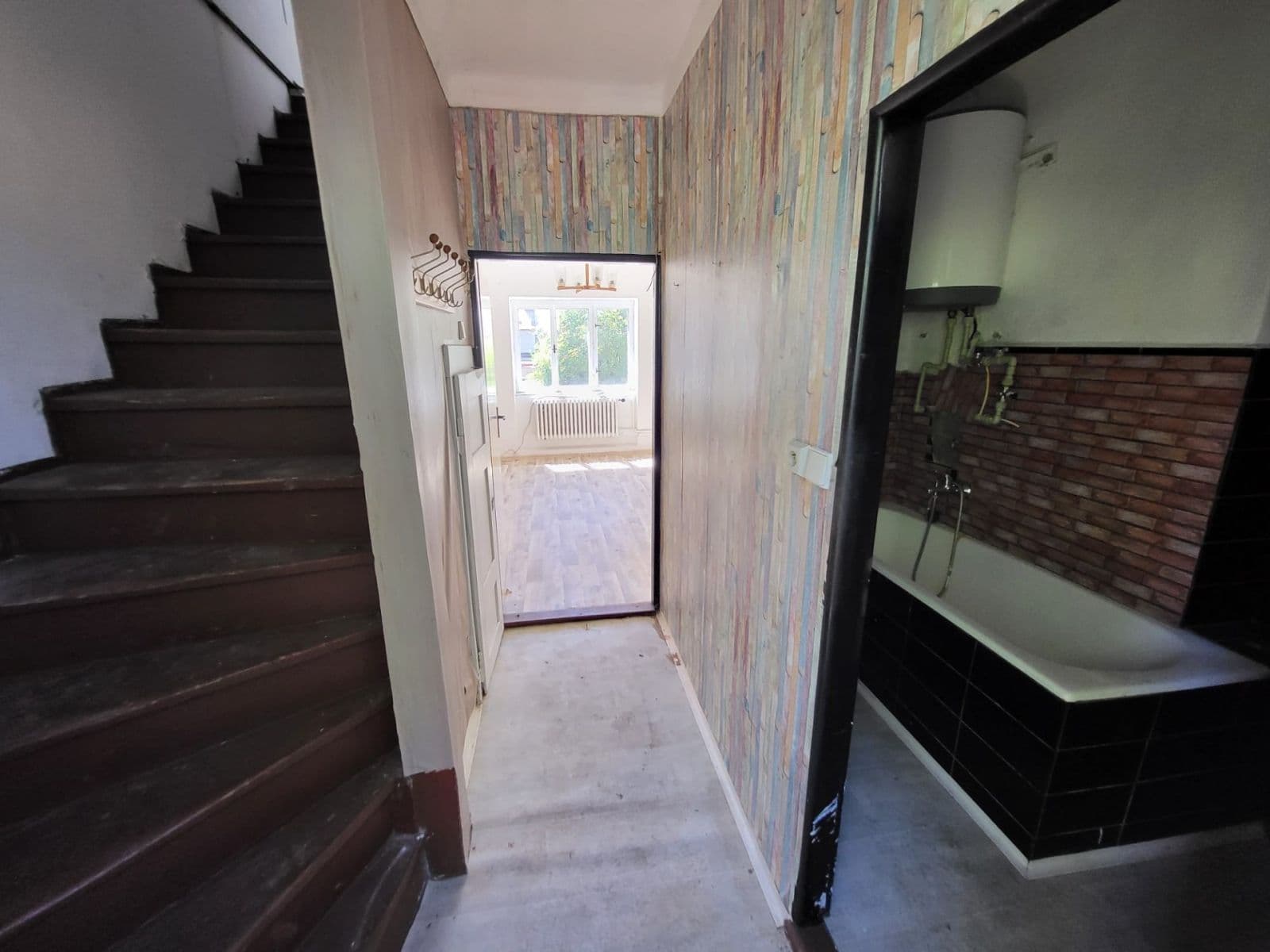 Predaj domu 70 m², pozemok 211 m², Záluské, Praha, Praha Predaj domu 70 m², pozemok 211 m², Záluské, Praha, Praha