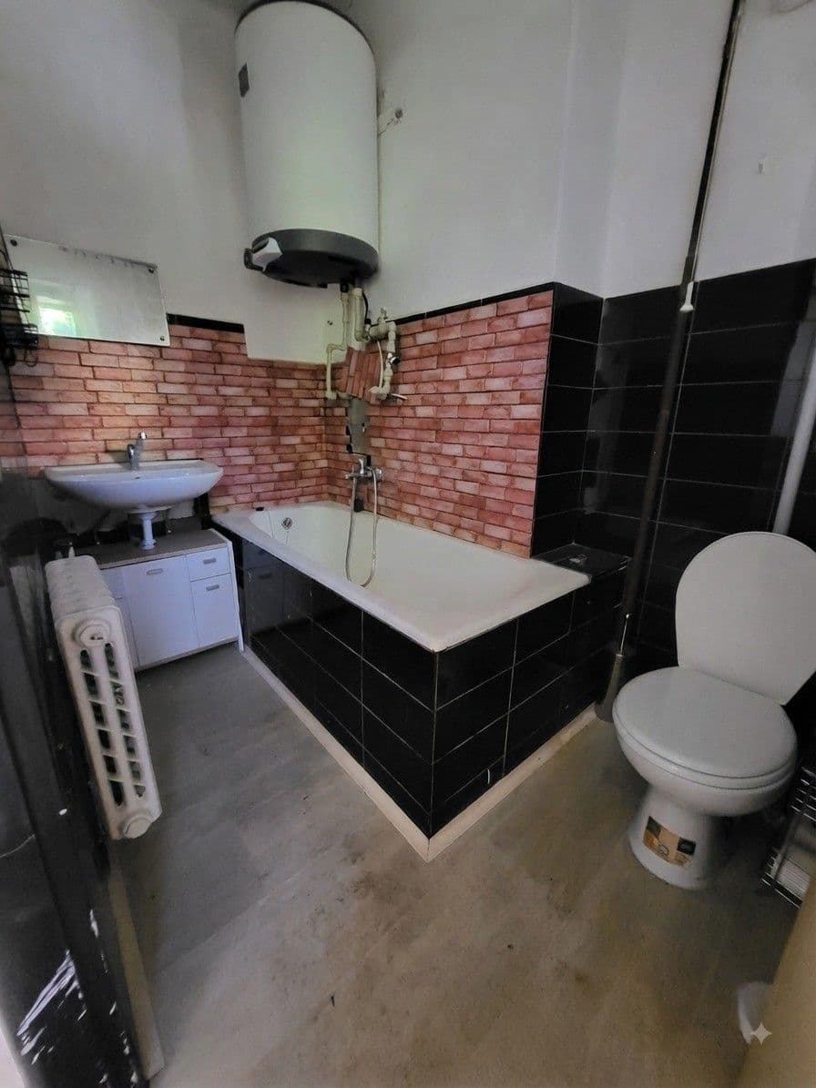 Predaj domu 70 m², pozemok 211 m², Záluské, Praha, Praha Predaj domu 70 m², pozemok 211 m², Záluské, Praha, Praha