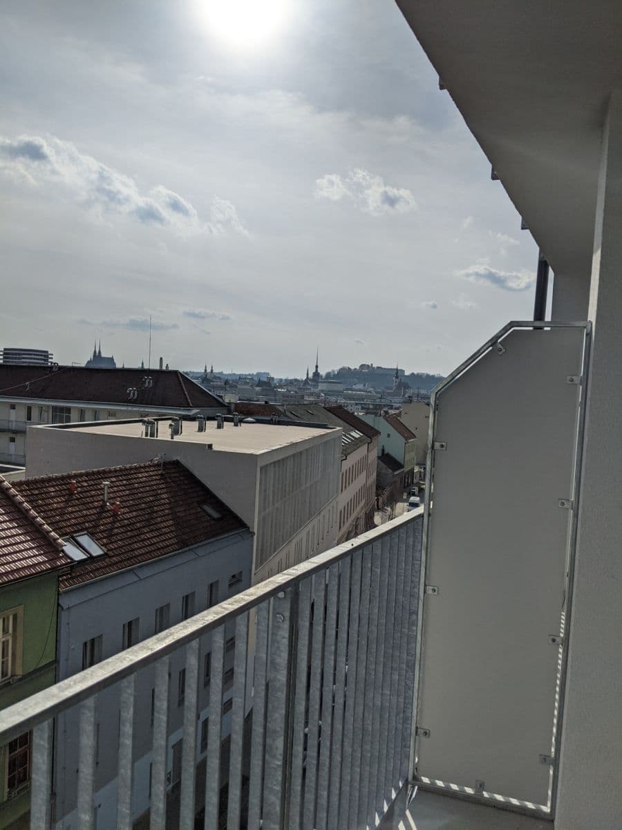 Prenájom bytu 1-izbový 30 m², Francouzská, Brno, Jihomoravský kraj Prenájom bytu 1-izbový 30 m², Francouzská, Brno, Jihomoravský kraj