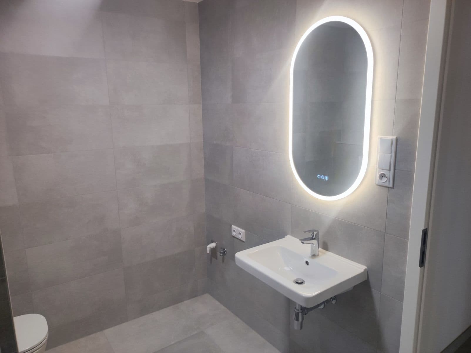 Prenájom bytu 2-izbový 74 m², Bělohorská, Praha, Praha Prenájom bytu 2-izbový 74 m², Bělohorská, Praha, Praha