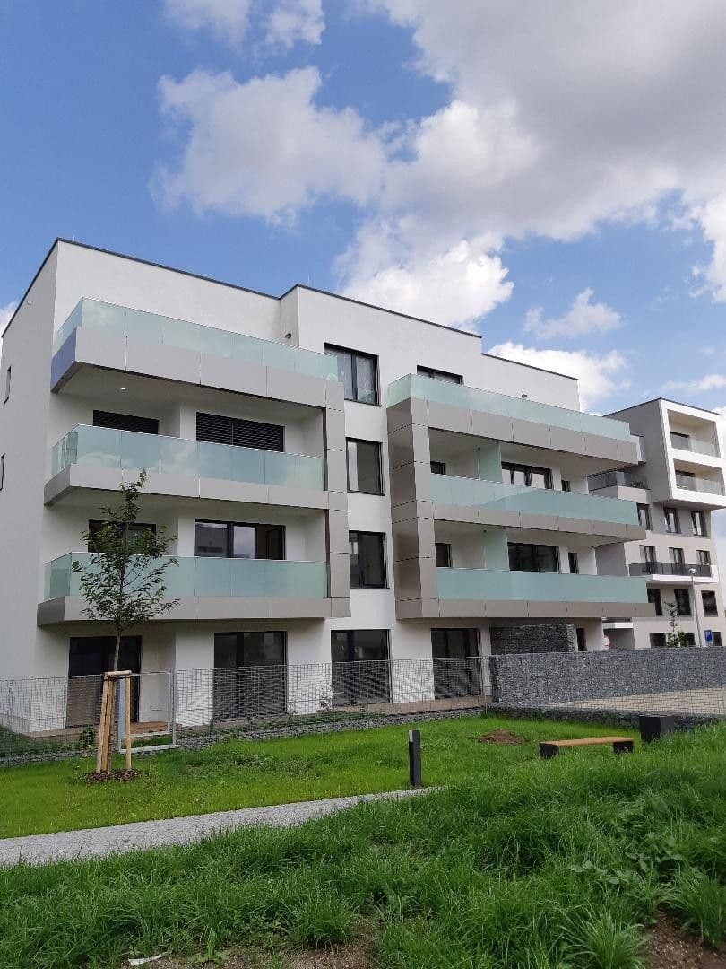 Prenájom bytu 1-izbový 48 m², Kloudova, Praha, Praha Prenájom bytu 1-izbový 48 m², Kloudova, Praha, Praha