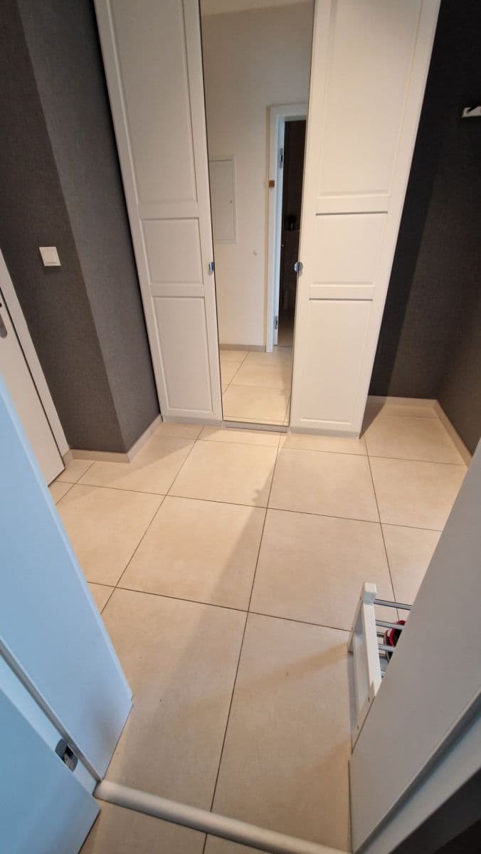 Prenájom bytu 1-izbový 48 m², Kloudova, Praha, Praha Prenájom bytu 1-izbový 48 m², Kloudova, Praha, Praha