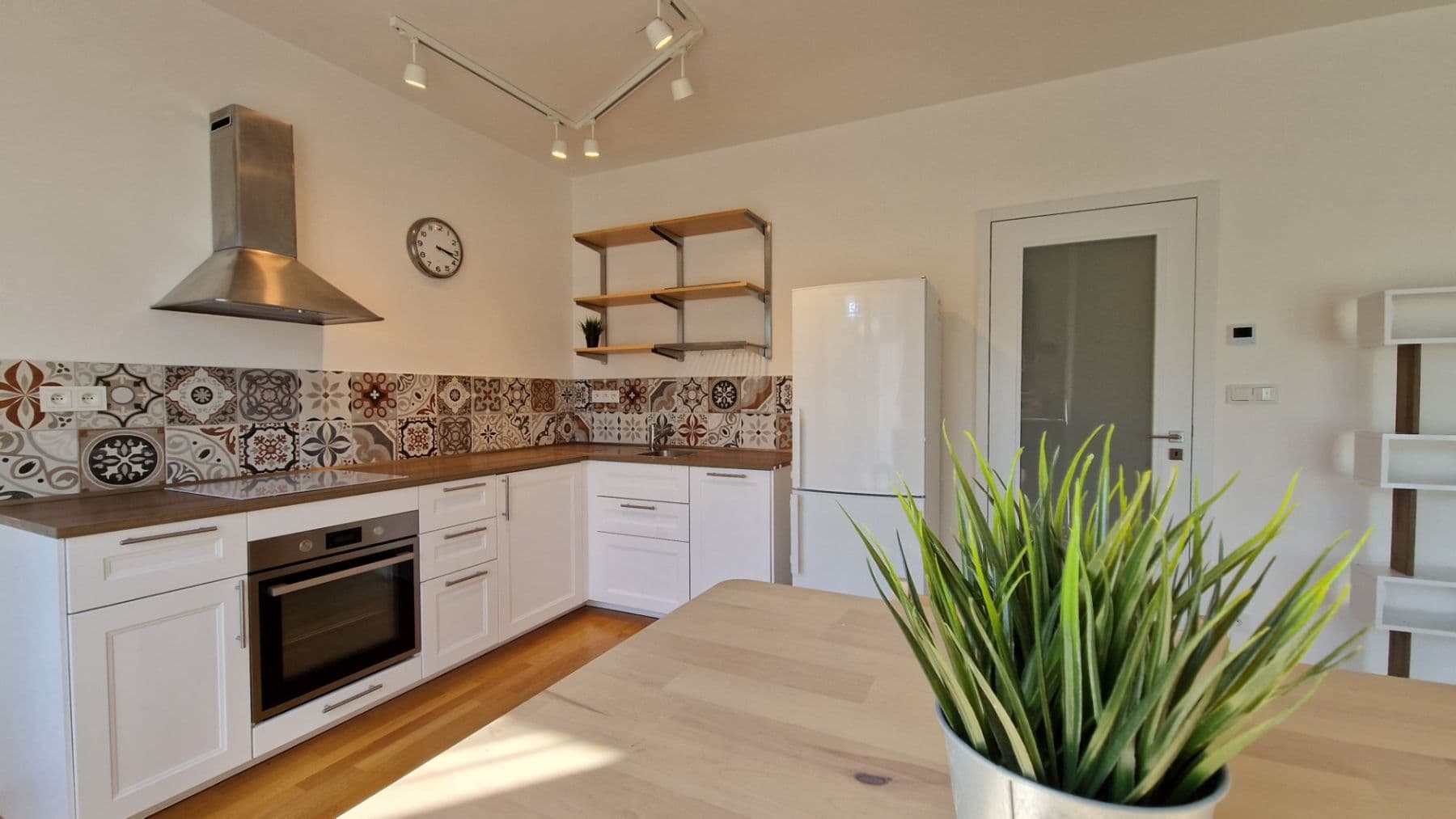 Prenájom bytu 1-izbový 48 m², Kloudova, Praha, Praha Prenájom bytu 1-izbový 48 m², Kloudova, Praha, Praha