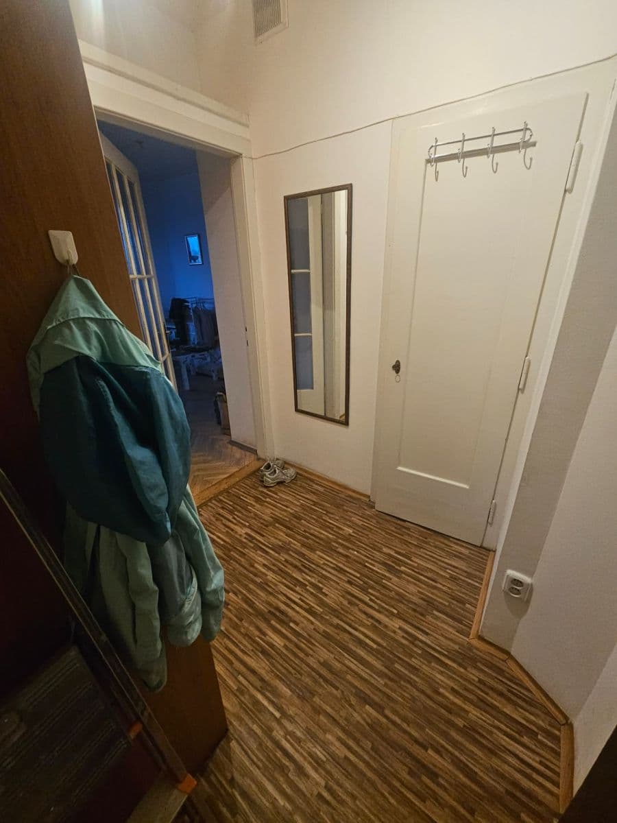 Prenájom bytu Garsoniéra 31 m², Prosecká, Praha, Praha Prenájom bytu Garsoniéra 31 m², Prosecká, Praha, Praha