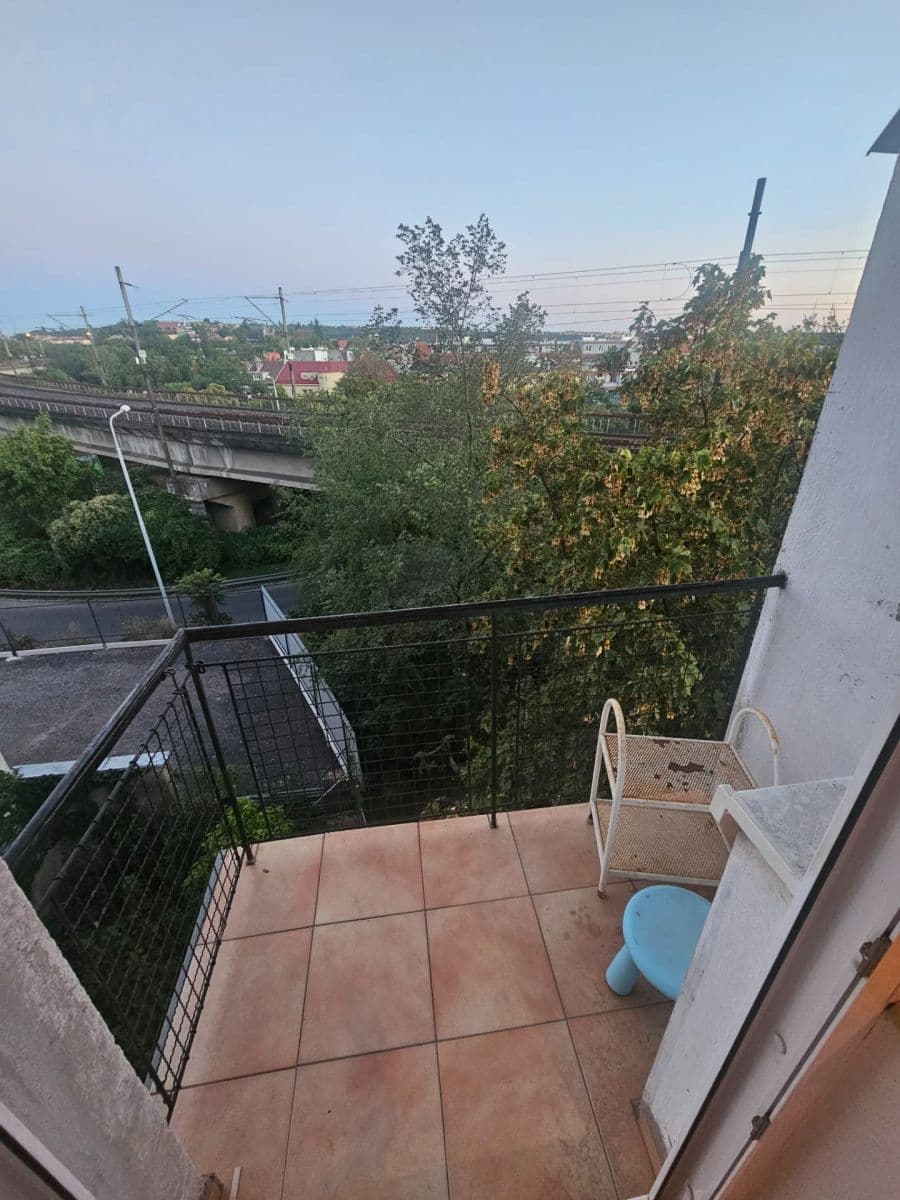Prenájom bytu Garsoniéra 31 m², Prosecká, Praha, Praha Prenájom bytu Garsoniéra 31 m², Prosecká, Praha, Praha