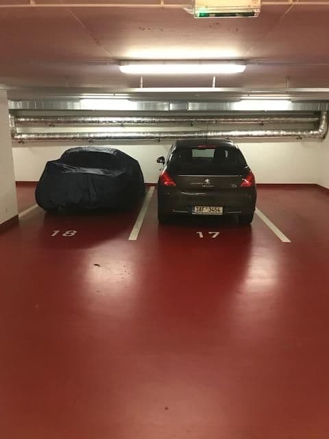 Prenájom garáže 15 m², Pelušková, Praha, Praha Prenájom garáže 15 m², Pelušková, Praha, Praha