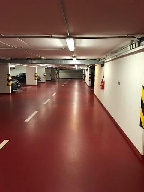 Prenájom garáže 15 m², Pelušková, Praha, Praha Prenájom garáže 15 m², Pelušková, Praha, Praha