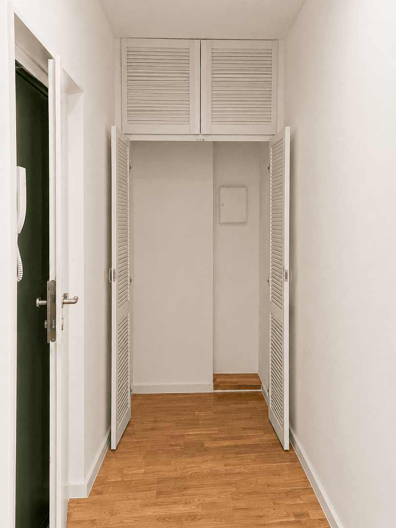 Predaj bytu 3-izbový 66 m², Sültstraße 60, Berlin, Berlín Predaj bytu 3-izbový 66 m², Sültstraße 60, Berlin, Berlín