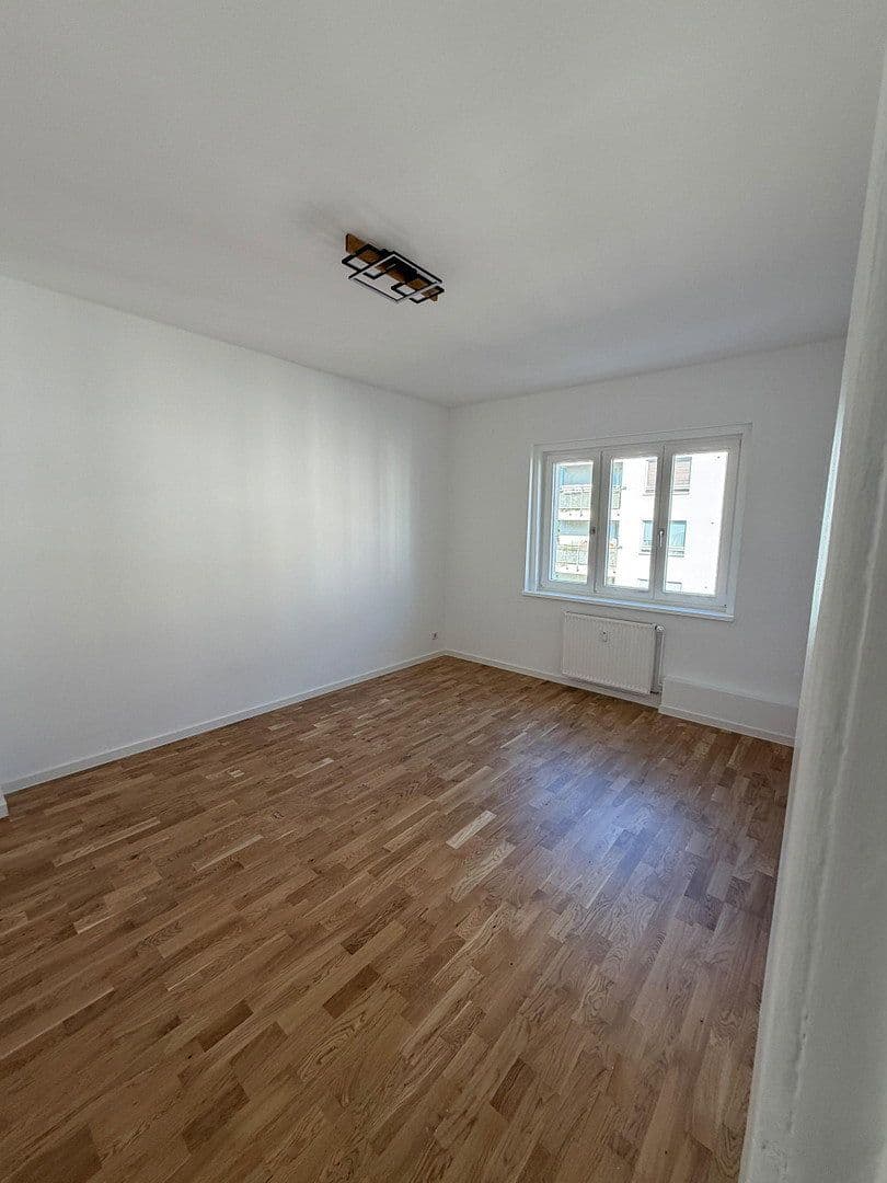 Predaj bytu 3-izbový 66 m², Sültstraße 60, Berlin, Berlín Predaj bytu 3-izbový 66 m², Sültstraße 60, Berlin, Berlín