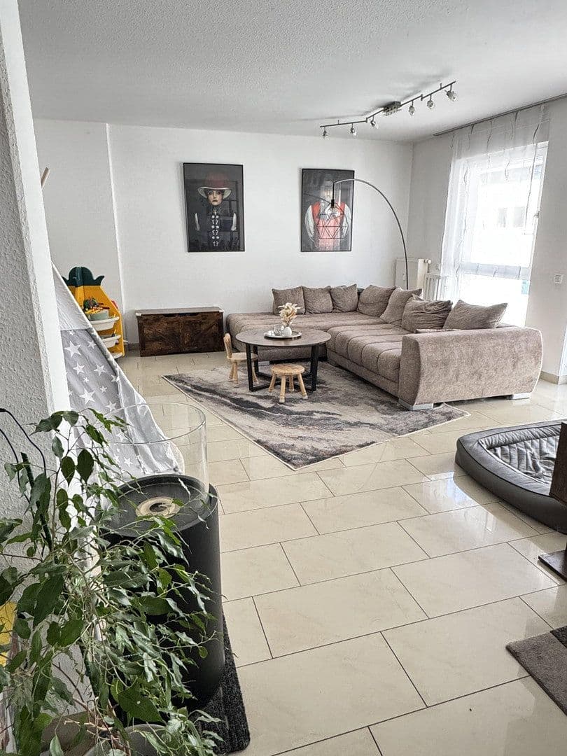 Predaj bytu 3-izbový 98 m², Zaystr. 2/4, Rastatt, Bádensko-Wurttembersko Predaj bytu 3-izbový 98 m², Zaystr. 2/4, Rastatt, Bádensko-Wurttembersko