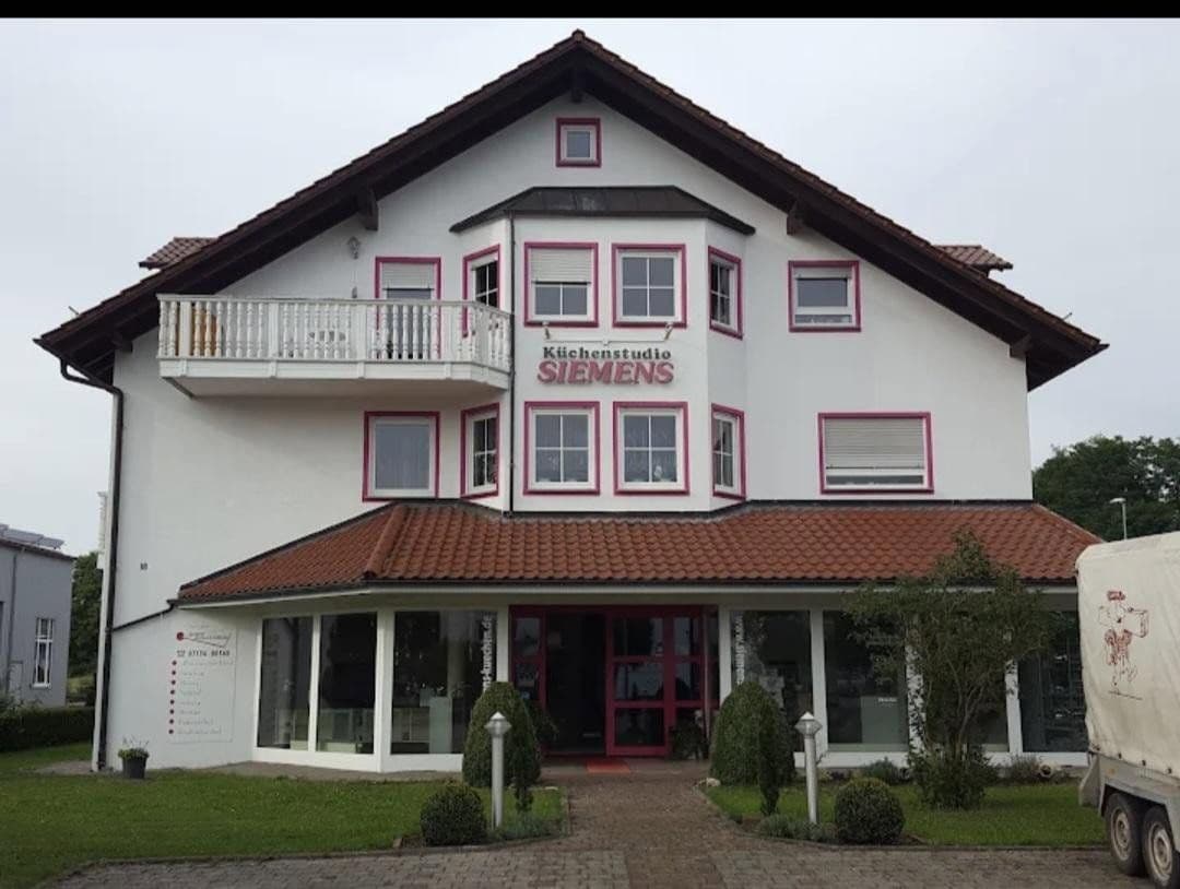 Prenájom nebytového priestoru 370 m², Im Wert, 18, Mögglingen, Bádensko-Wurttembersko Prenájom nebytového priestoru 370 m², Im Wert, 18, Mögglingen, Bádensko-Wurttembersko