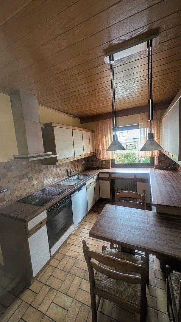 Predaj domu 140 m², pozemok 216 m², Hoelscherweg 5, Darmstadt, Hesensko Predaj domu 140 m², pozemok 216 m², Hoelscherweg 5, Darmstadt, Hesensko