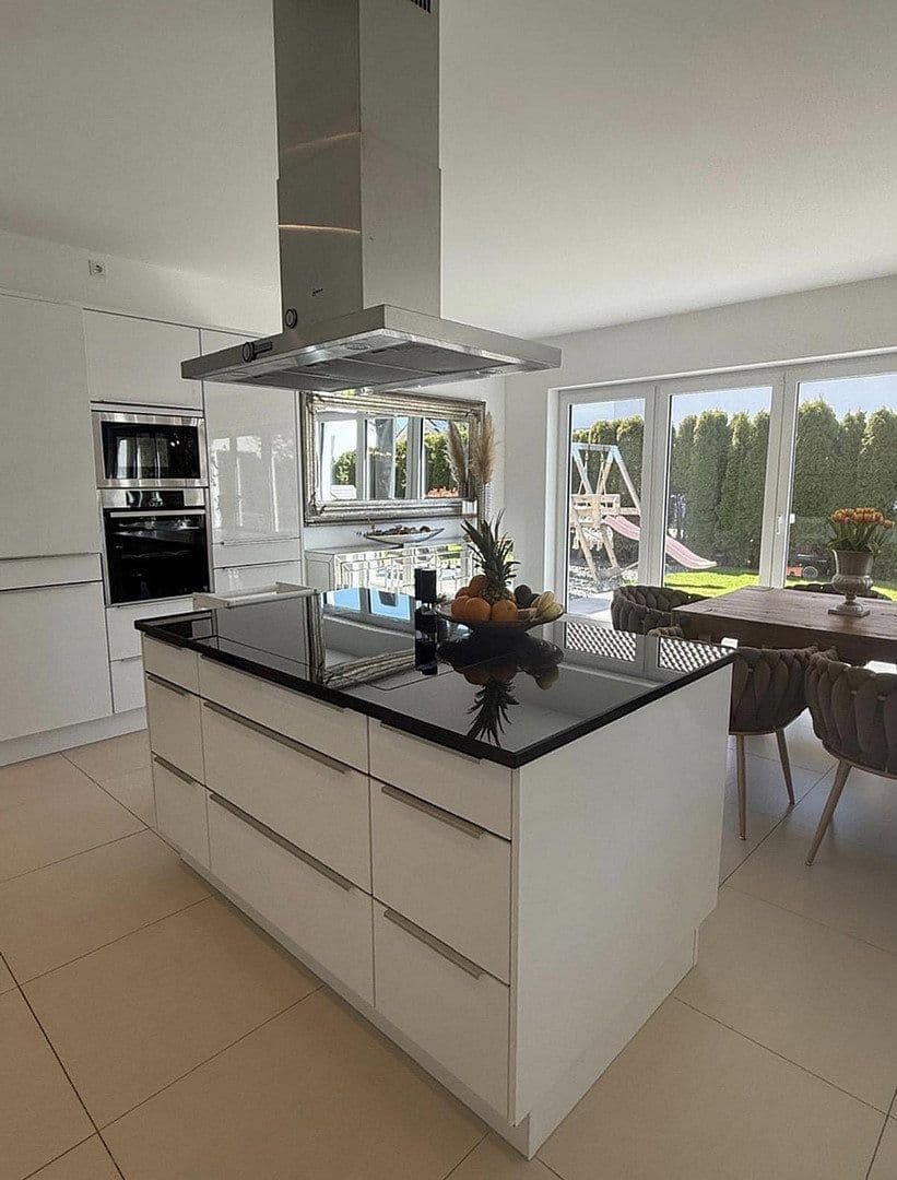 Predaj domu 221 m², pozemok 575 m², Wennigsen (Deister), Dolné Sasko Predaj domu 221 m², pozemok 575 m², Wennigsen (Deister), Dolné Sasko