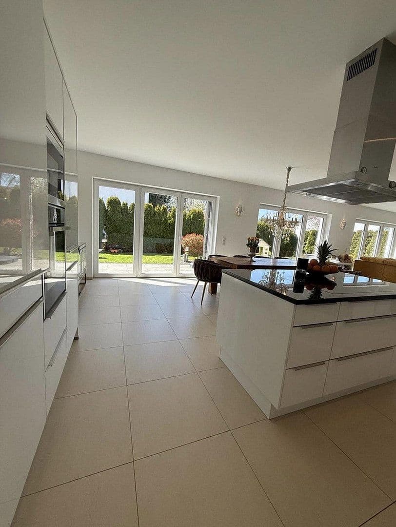 Predaj domu 221 m², pozemok 575 m², Wennigsen (Deister), Dolné Sasko Predaj domu 221 m², pozemok 575 m², Wennigsen (Deister), Dolné Sasko