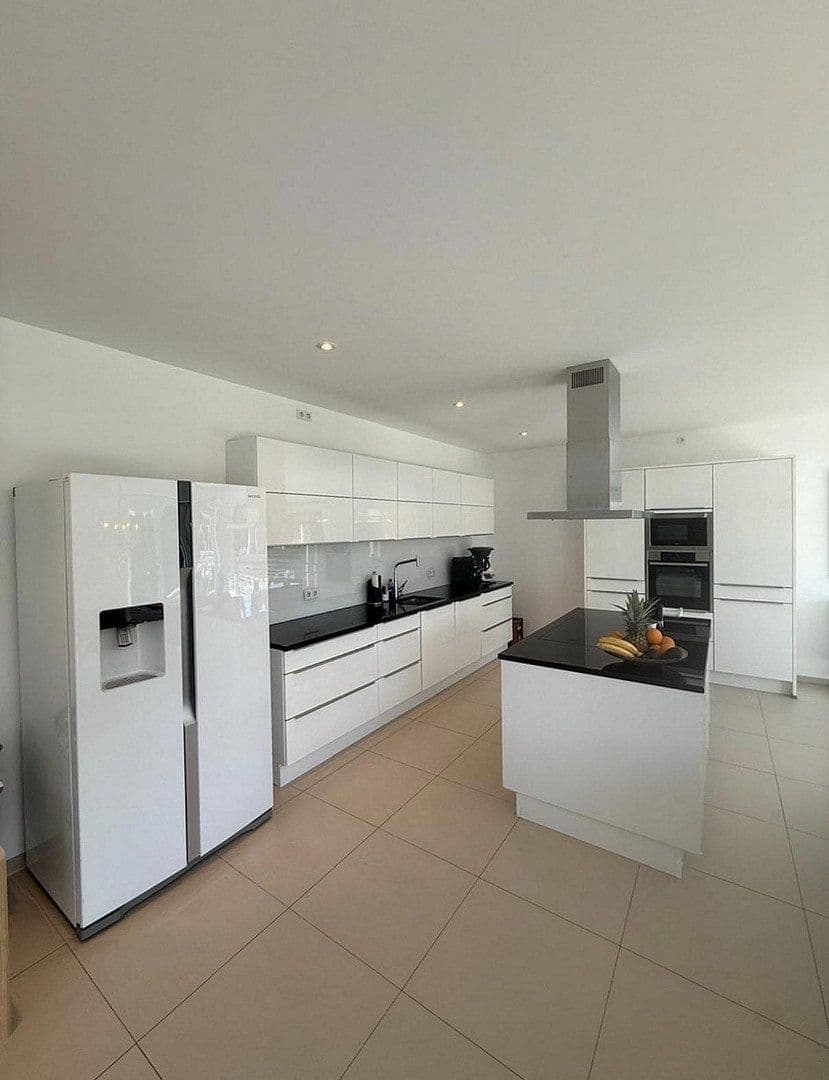 Predaj domu 221 m², pozemok 575 m², Wennigsen (Deister), Dolné Sasko Predaj domu 221 m², pozemok 575 m², Wennigsen (Deister), Dolné Sasko
