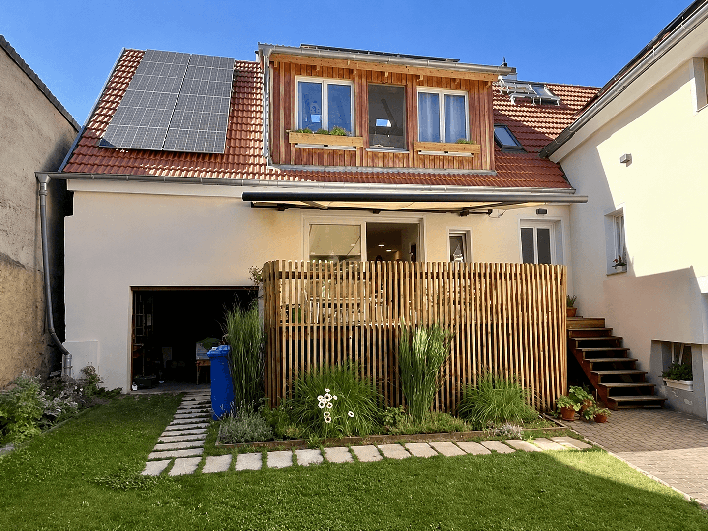 Predaj domu 169 m², pozemok 307 m², Ober-Ramstadt, Hesensko Predaj domu 169 m², pozemok 307 m², Ober-Ramstadt, Hesensko