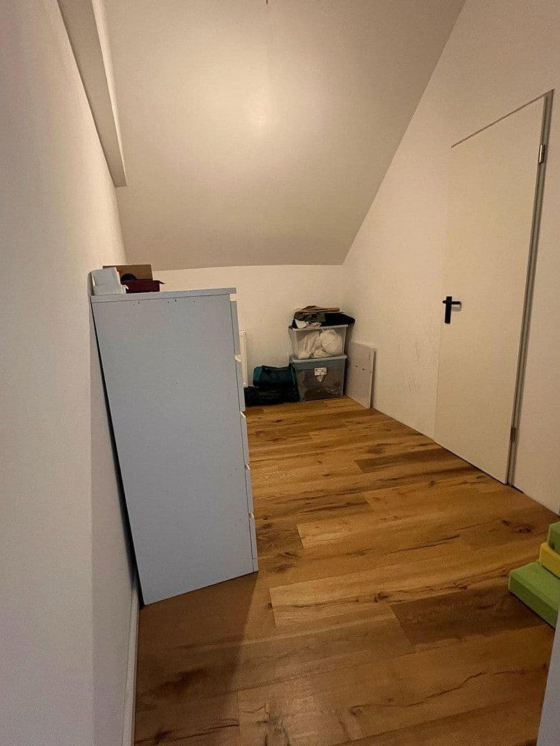 Predaj domu 169 m², pozemok 307 m², Ober-Ramstadt, Hesensko Predaj domu 169 m², pozemok 307 m², Ober-Ramstadt, Hesensko