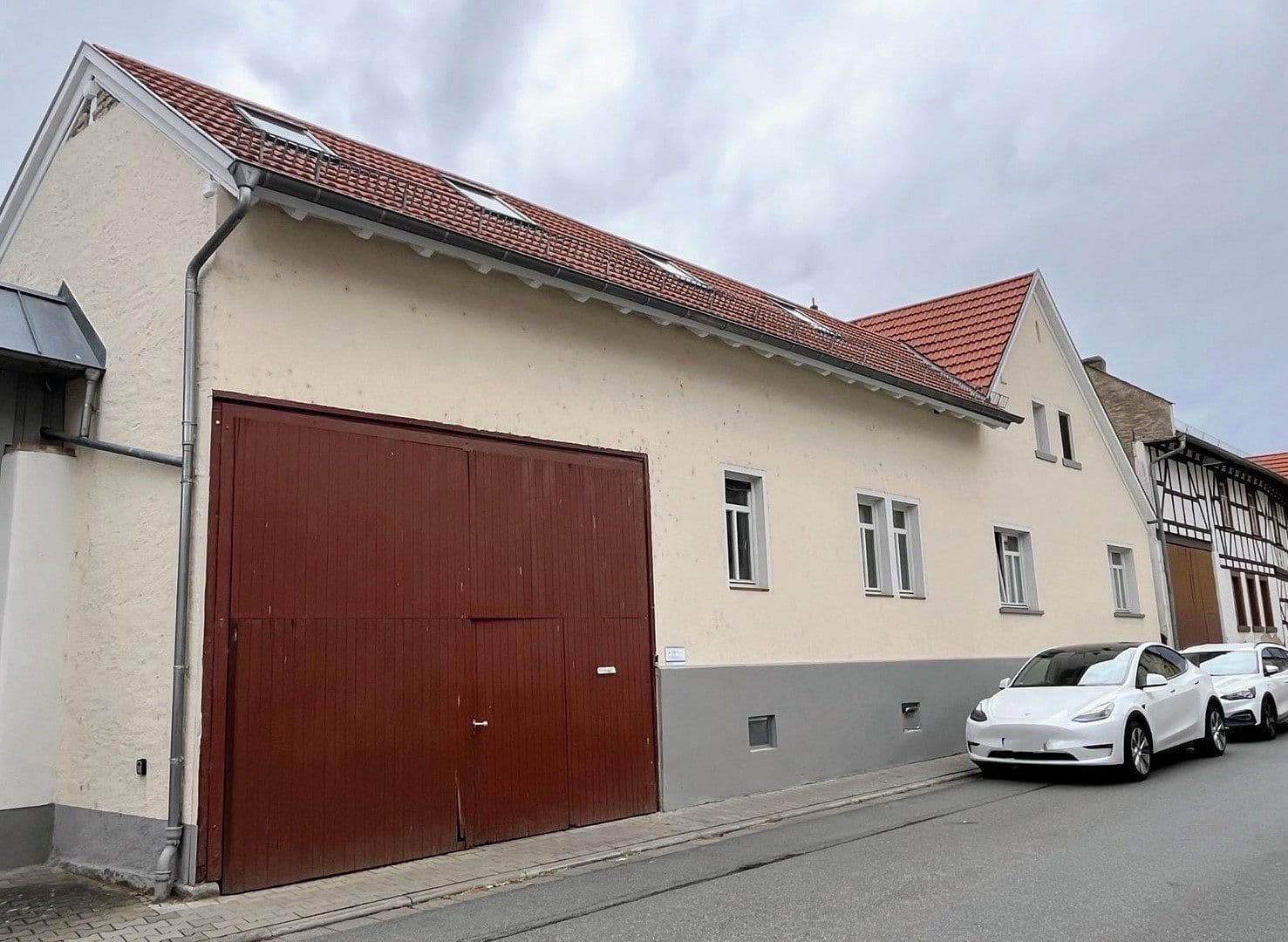 Predaj domu 169 m², pozemok 307 m², Ober-Ramstadt, Hesensko Predaj domu 169 m², pozemok 307 m², Ober-Ramstadt, Hesensko