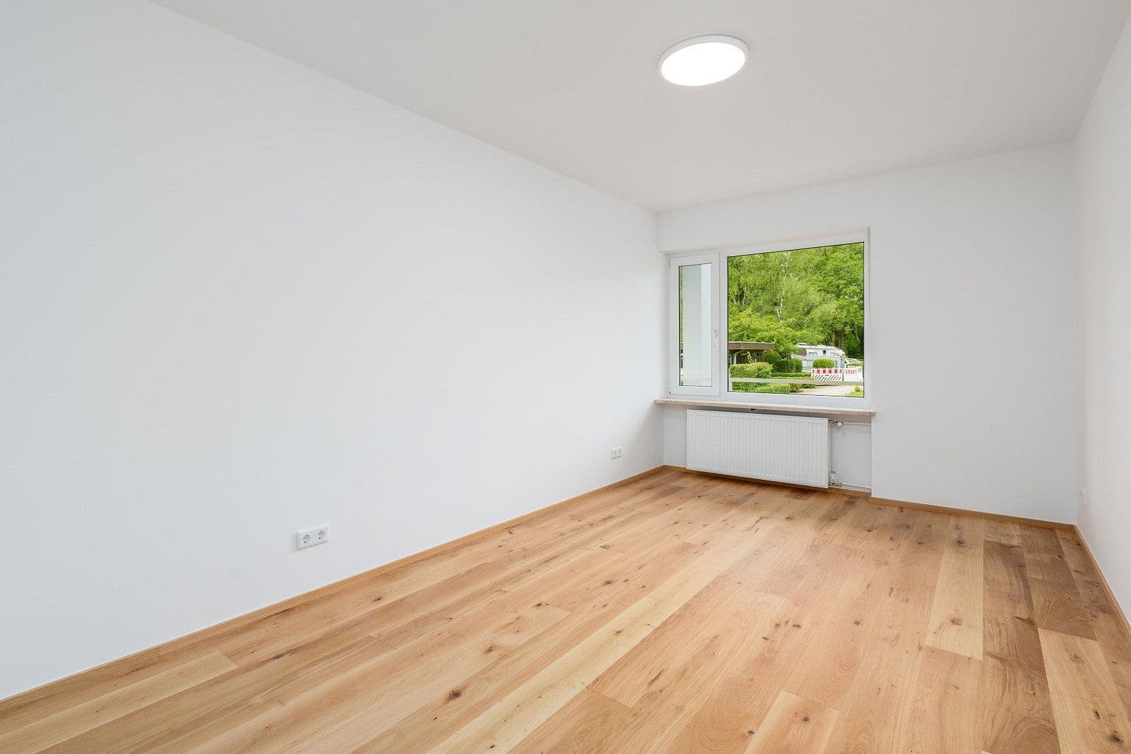 Predaj bytu 3-izbový 77 m², München-Bogenhausen, Bavorsko Predaj bytu 3-izbový 77 m², München-Bogenhausen, Bavorsko