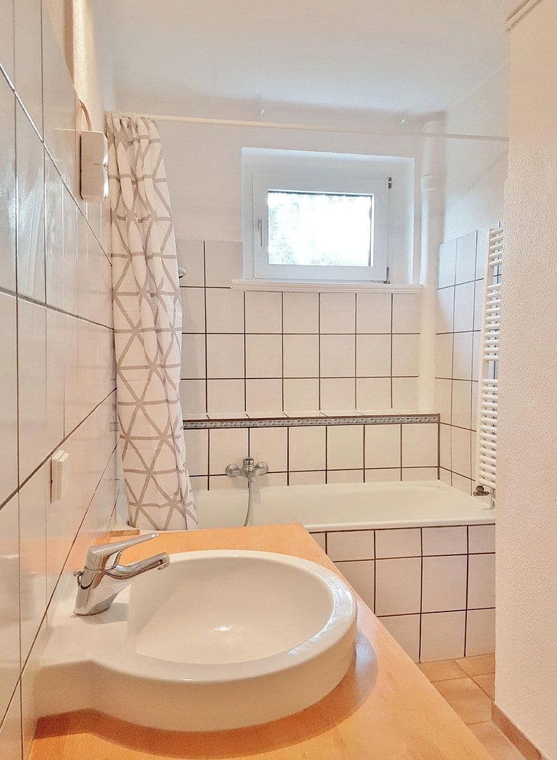 Prenájom bytu 4-izbový 102 m², Hildesheim, Dolné Sasko Prenájom bytu 4-izbový 102 m², Hildesheim, Dolné Sasko