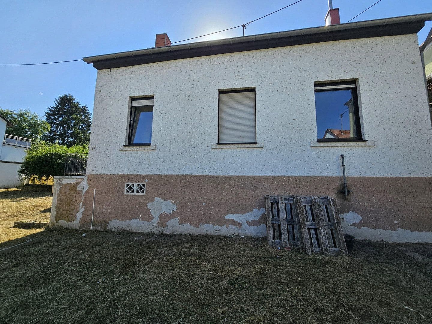 Predaj domu 110 m², pozemok 400 m², Paulstraße 17, Schiffweiler, Sársko Predaj domu 110 m², pozemok 400 m², Paulstraße 17, Schiffweiler, Sársko