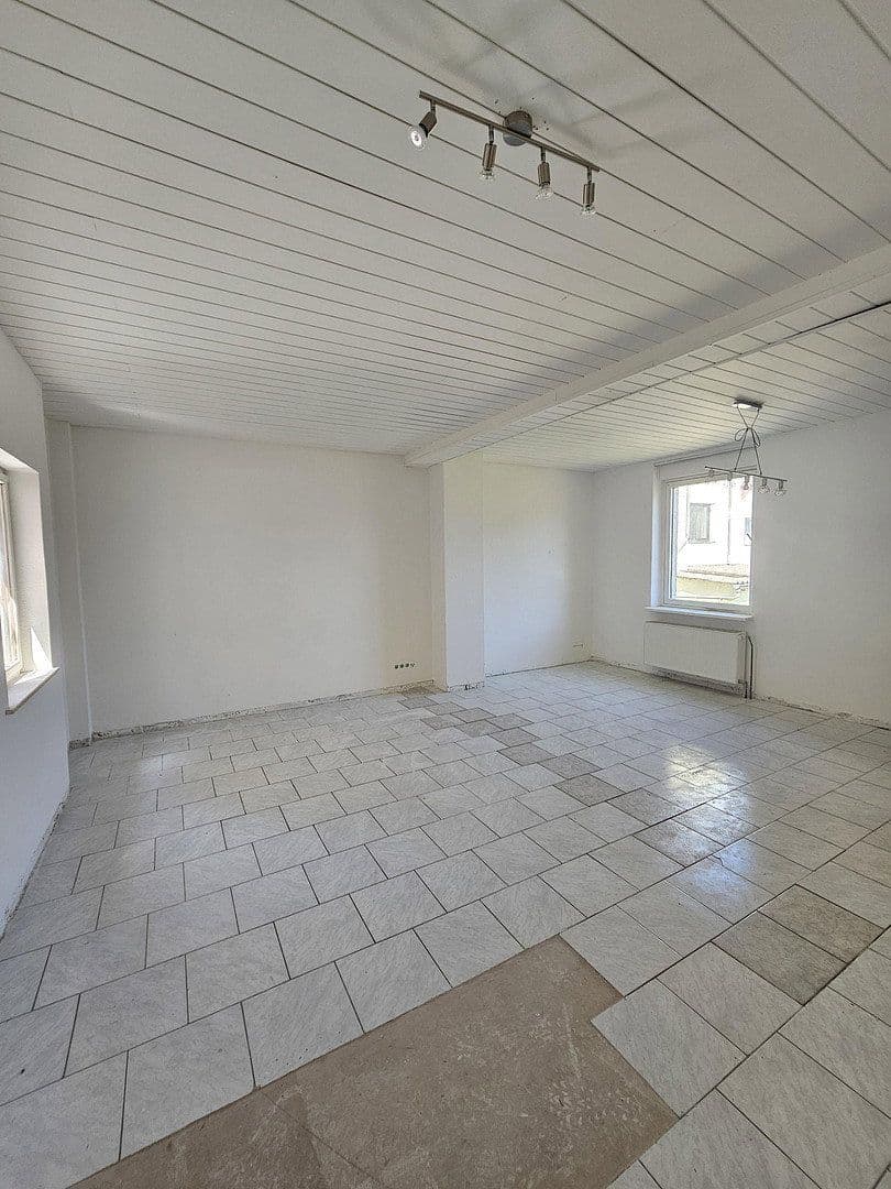 Predaj domu 110 m², pozemok 400 m², Paulstraße 17, Schiffweiler, Sársko Predaj domu 110 m², pozemok 400 m², Paulstraße 17, Schiffweiler, Sársko