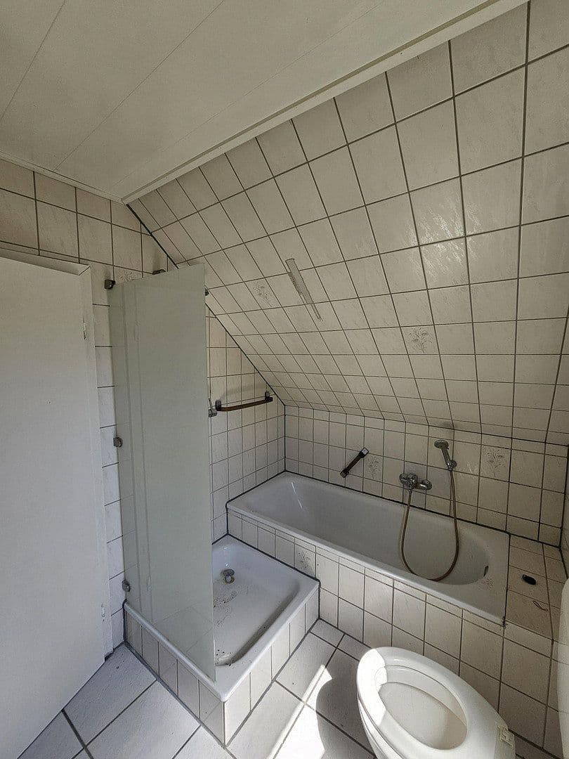 Predaj domu 110 m², pozemok 400 m², Paulstraße 17, Schiffweiler, Sársko Predaj domu 110 m², pozemok 400 m², Paulstraße 17, Schiffweiler, Sársko