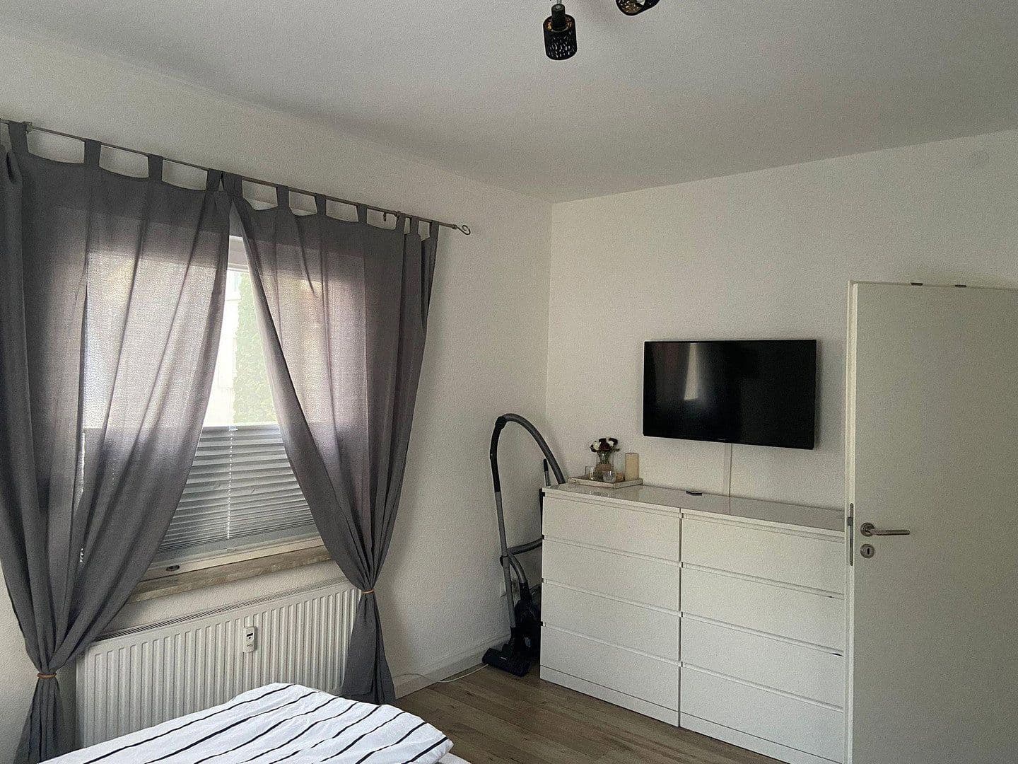 Prenájom bytu 2-izbový 60 m², Heidenheim an der Brenz, Bádensko-Wurttembersko Prenájom bytu 2-izbový 60 m², Heidenheim an der Brenz, Bádensko-Wurttembersko