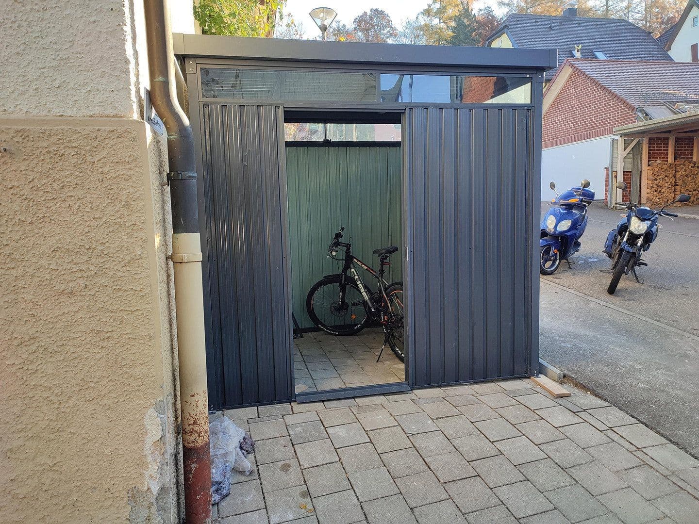 Prenájom bytu 2-izbový 60 m², Heidenheim an der Brenz, Bádensko-Wurttembersko Prenájom bytu 2-izbový 60 m², Heidenheim an der Brenz, Bádensko-Wurttembersko