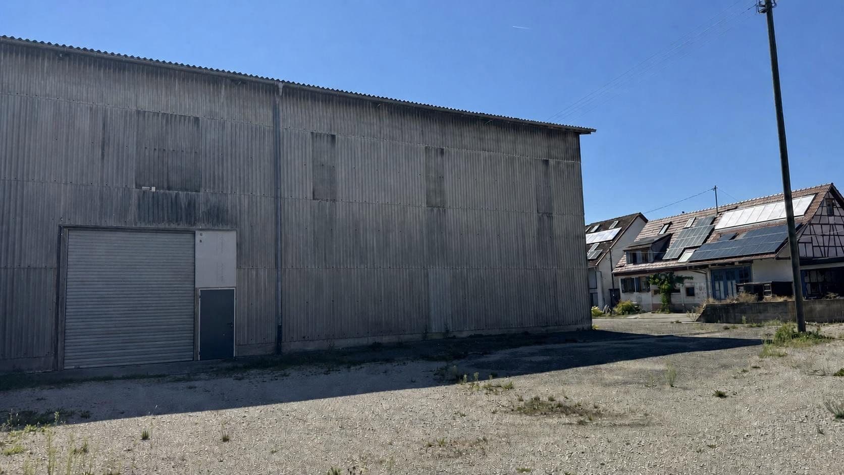 Prenájom nebytového priestoru 2.400 m², Uracher Str. 52, St. Johann, Bádensko-Wurttembersko Prenájom nebytového priestoru 2.400 m², Uracher Str. 52, St. Johann, Bádensko-Wurttembersko