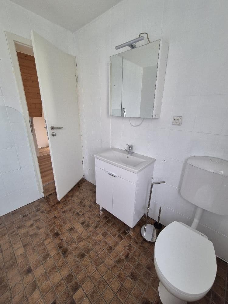 Prenájom domu 93 m², pozemok 80 m², Ludwigsburg, Bádensko-Wurttembersko Prenájom domu 93 m², pozemok 80 m², Ludwigsburg, Bádensko-Wurttembersko