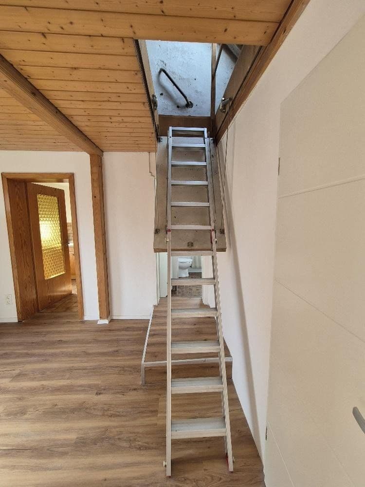 Prenájom domu 93 m², pozemok 80 m², Ludwigsburg, Bádensko-Wurttembersko Prenájom domu 93 m², pozemok 80 m², Ludwigsburg, Bádensko-Wurttembersko