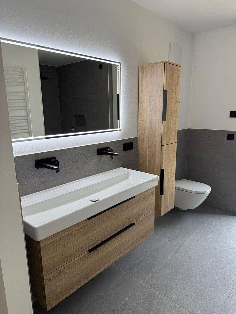 Prenájom bytu 3-izbový 82 m², Binswanger Straße 4, Neckarsulm, Bádensko-Wurttembersko Prenájom bytu 3-izbový 82 m², Binswanger Straße 4, Neckarsulm, Bádensko-Wurttembersko
