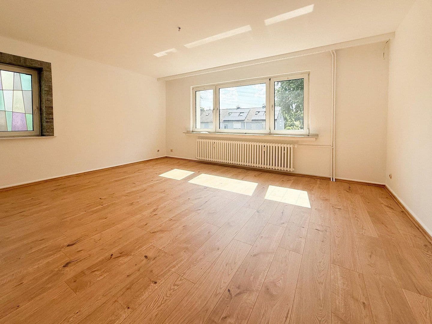 Prenájom bytu 2-izbový 59 m², Waldecker Str 11, Duisburg, Severné Porýnie - Westfálsko Prenájom bytu 2-izbový 59 m², Waldecker Str 11, Duisburg, Severné Porýnie - Westfálsko