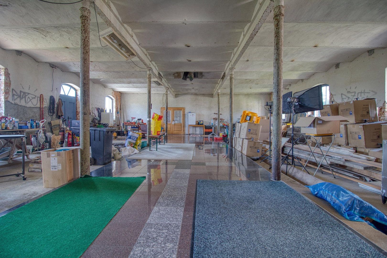 Predaj domu 706 m², pozemok 3.211 m², Dorfstraße 16a, Mölln, Meklenbursko-Predpomoransko Predaj domu 706 m², pozemok 3.211 m², Dorfstraße 16a, Mölln, Meklenbursko-Predpomoransko